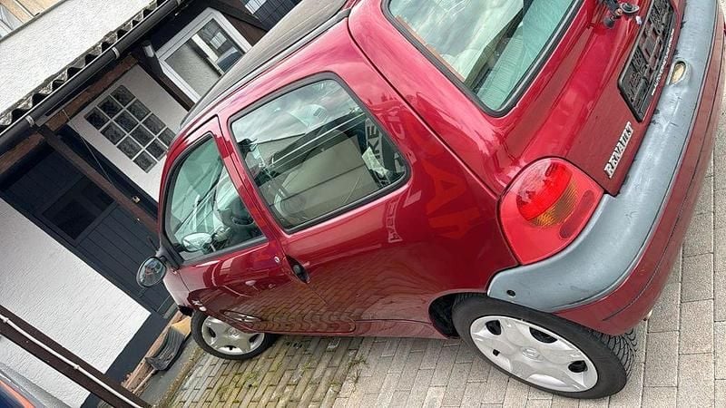 Second-hand Renault Twingo 58 CP (42 kW) 2003 Roșu Hatchback