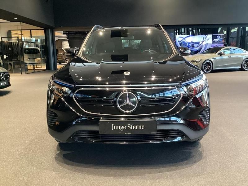 Gebraucht Mercedes EQB250 139 kW (190 PS) 2022 Unilack nachtschwarz SUV