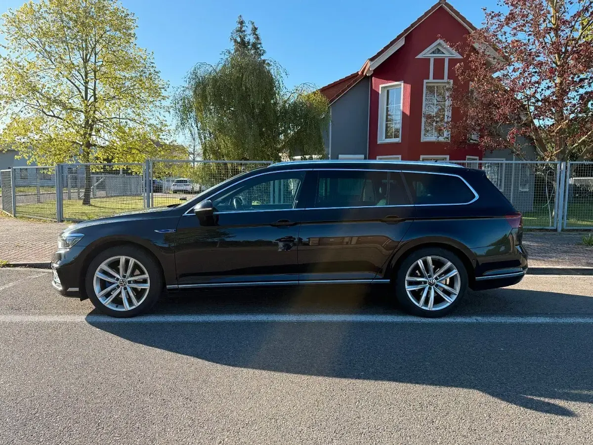 Gebraucht VW Passat GTE 218 PS (160 kW) 2020 Schwarz Kombi