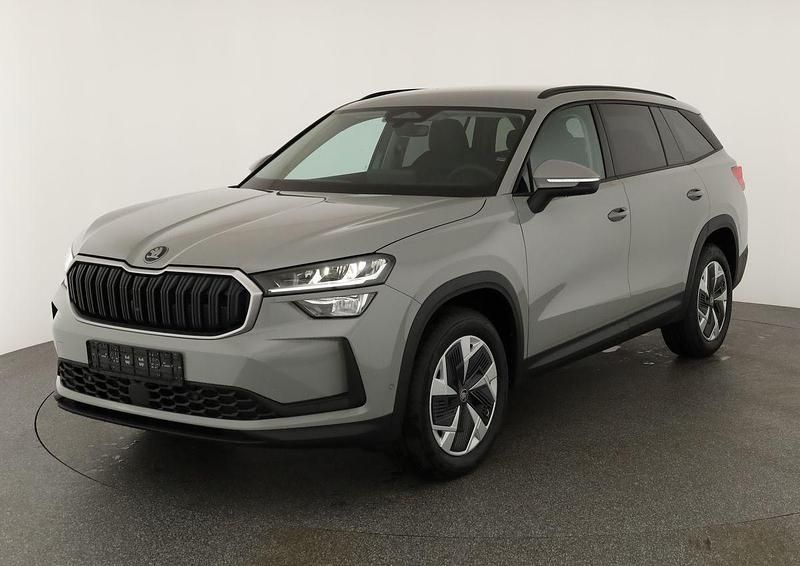 Graphite grau metallic Neu 2025 Skoda Kodiaq Selection SUV | 43.495 € (Fairer Preis) - Bild 1/4