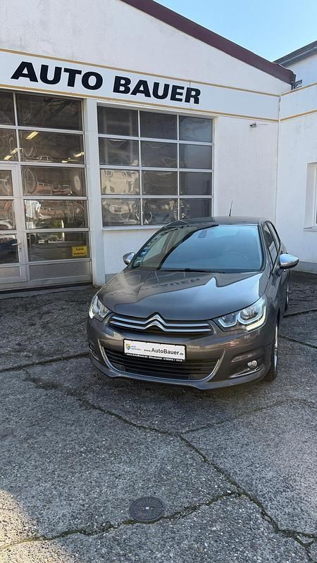 Gebraucht Citroën C4 SELECTION 120 PS (88 kW) 2015 Other Limousine