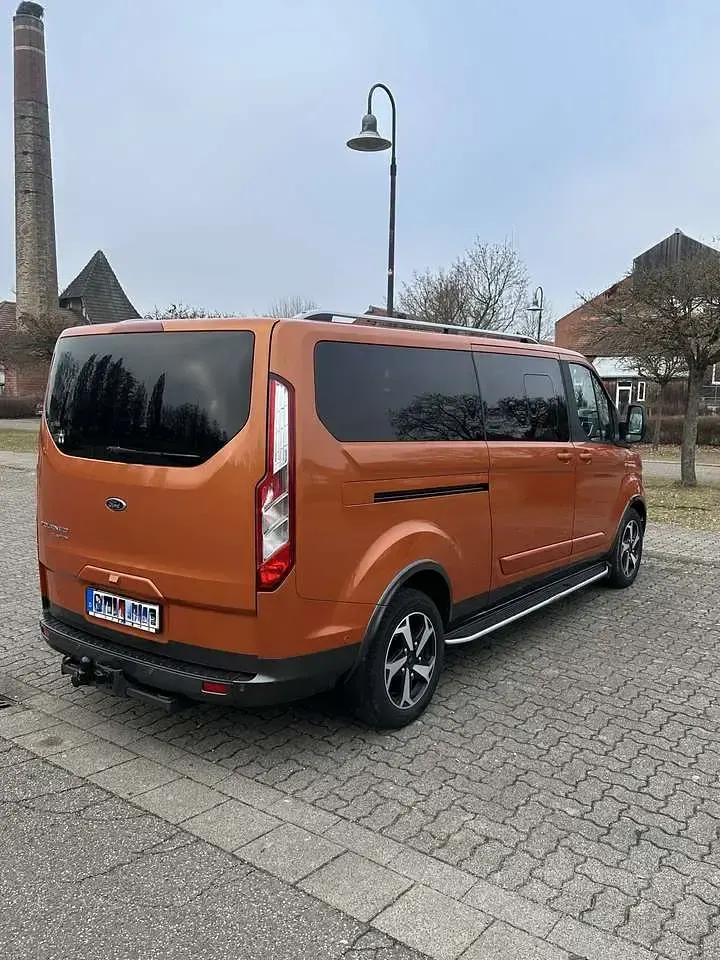 Gebraucht Ford Tourneo Custom Active 185 PS (136 kW) 2021 Van