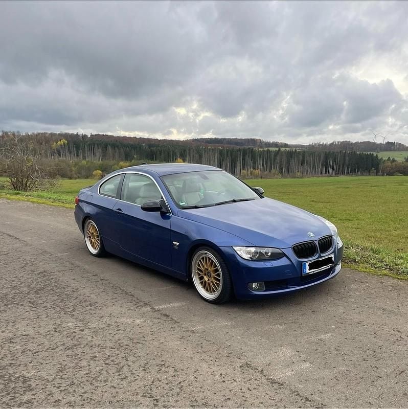 Gebraucht BMW 330 272 PS (200 kW) 2007 Blau Coupé