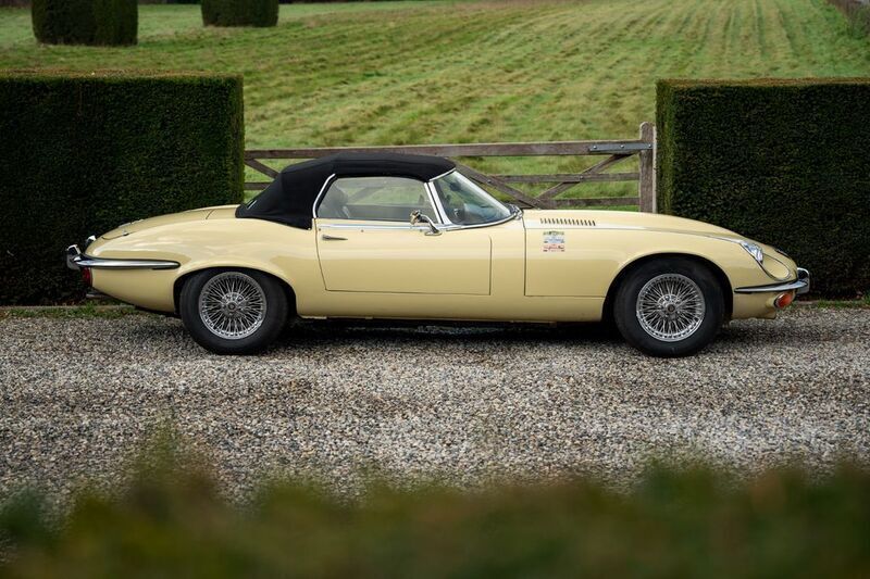 Second-hand Jaguar E-Type S 272 CP (200 kW) 1971 Bej Cabrio