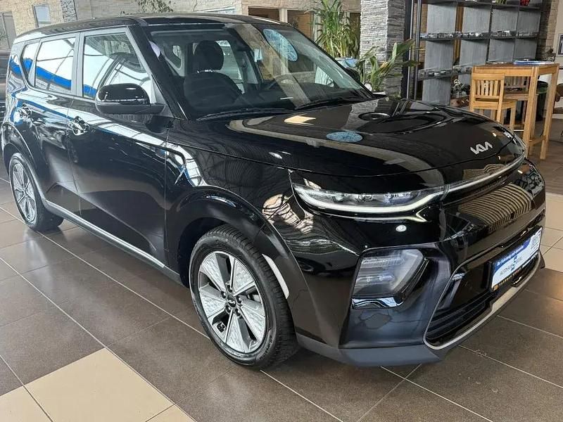 Schwarz Gebraucht 2022 Kia Soul EV Edition 7 SUV | 14.900 € (Superpreis) - Bild 1/4