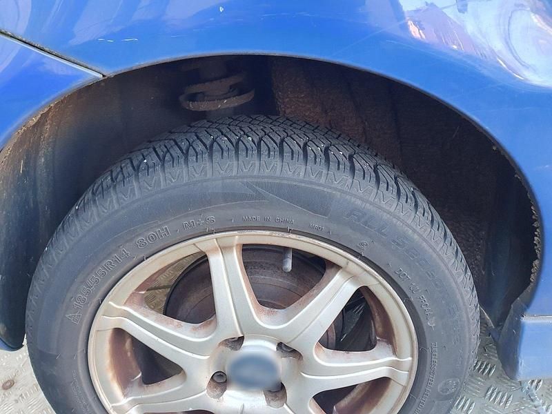 Gebraucht VW Polo 60 PS (44 kW) 2001 Blau Kleinwagen