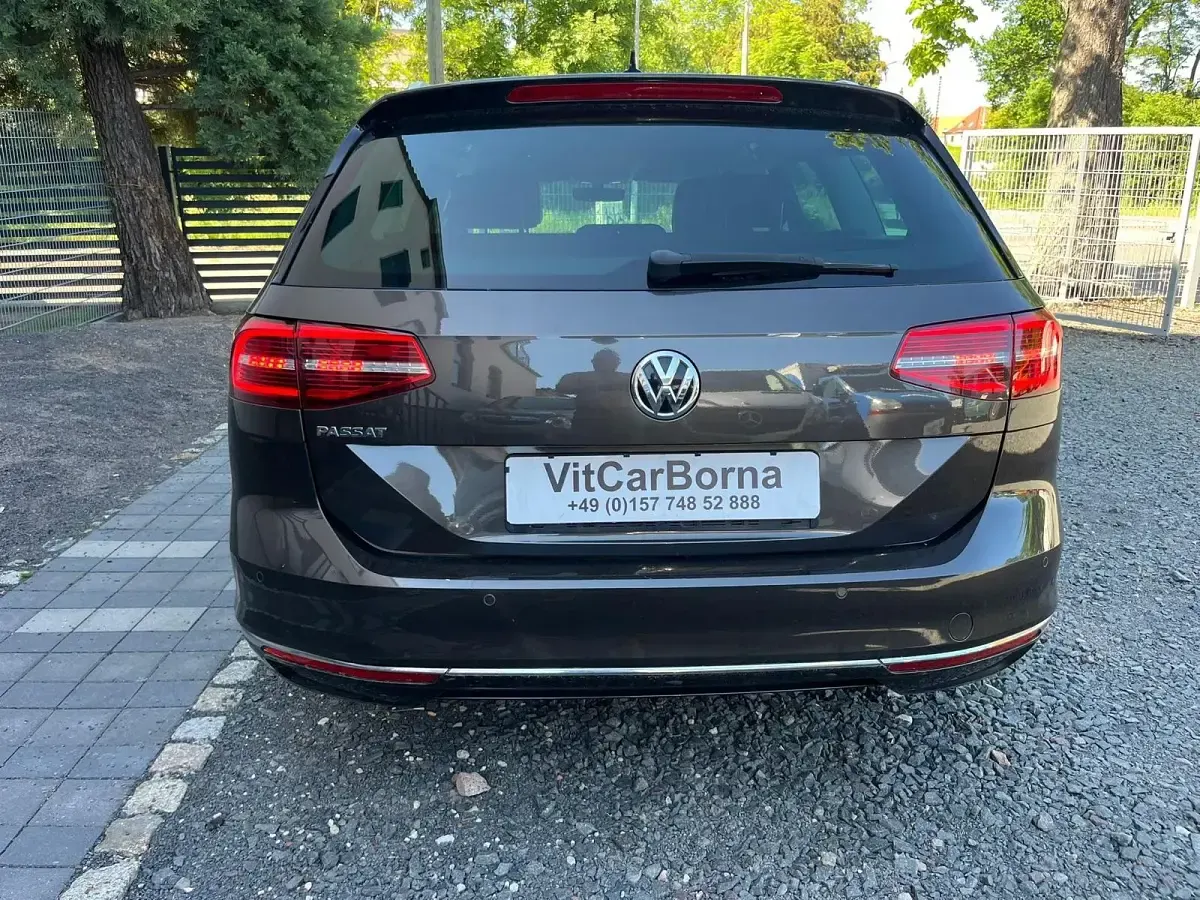 Gebraucht VW Passat Highline 150 PS (110 kW) 2017 Braun Kombi
