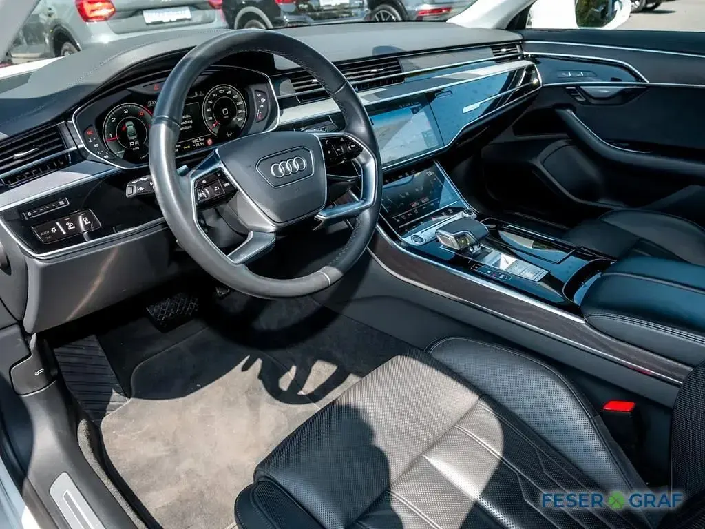 Gebraucht Audi A8 Ambiente 286 PS (210 kW) 2024 Gletscherweiß metallic Limousine
