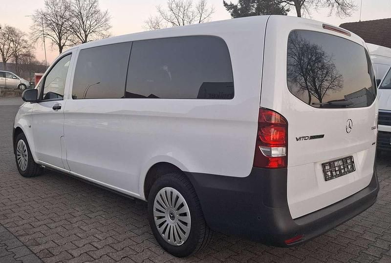 Gebraucht Mercedes Vito 163 PS (119 kW) 2022 Arktikweiss Van