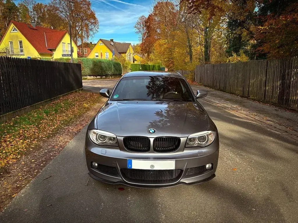 Gebraucht BMW 118 Performance 143 PS (105 kW) 2013 Grau Kleinwagen