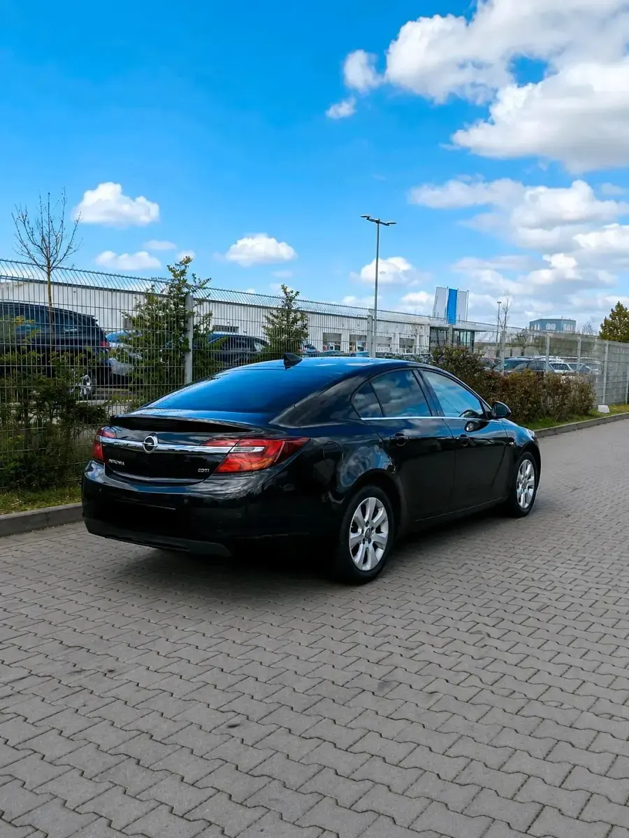 Gebraucht Opel Insignia Sport 136 PS (100 kW) 2016 Schwarz Limousine