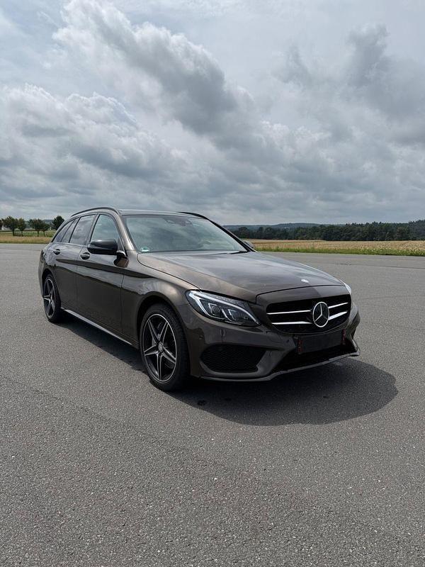 Gebraucht 2016 Mercedes C250 AMG line Kombi | 19.499 € (Guter Preis) - Bild 1/4