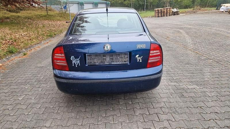 Gebraucht Skoda Superb Comfort 116 PS (85 kW) 2006 Blau Limousine