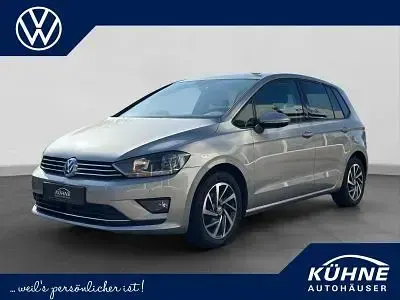 Używany VW Golf Sportsvan Sound 110 KM (80 kW) 2017 Minivan