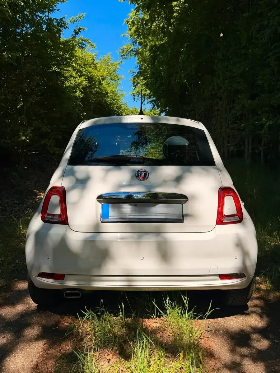 Gebraucht Fiat 500 Lounge 69 PS (50 kW) 2019 Weiß Kleinwagen