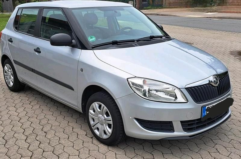 Andere farben Gebraucht 2013 Skoda Fabia | 4.000 € (Guter Preis) - Bild 1/4