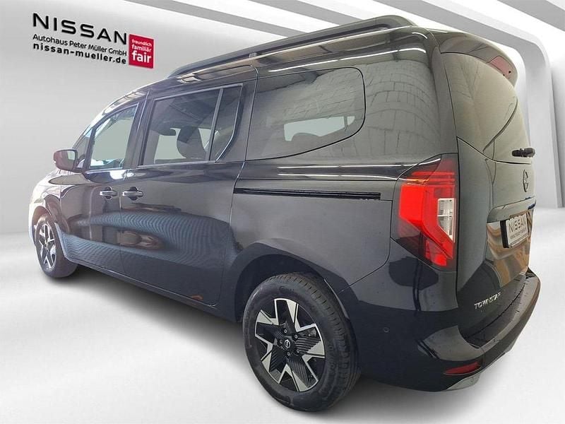 Neu Nissan Townstar Tekna 131 PS (96 kW) 2026 Schwarz Kombi