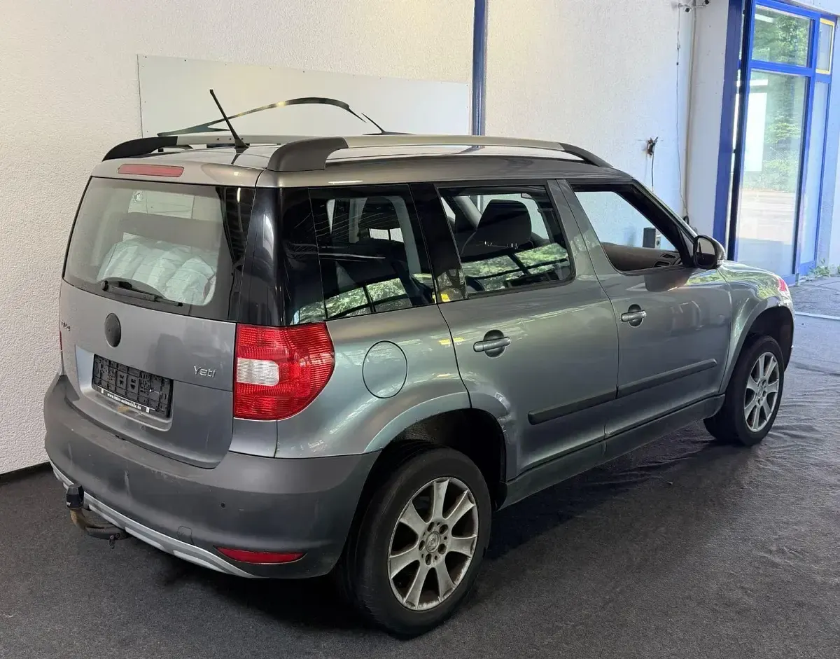 Gebraucht Skoda Yeti Experience 110 PS (80 kW) 2011 Grau SUV
