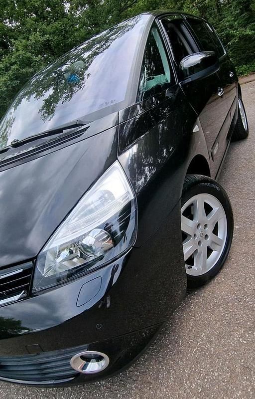 Schwarz Gebraucht 2013 Renault Espace Van / Kleinbus | 10.399 € (Teuer) - Bild 1/4