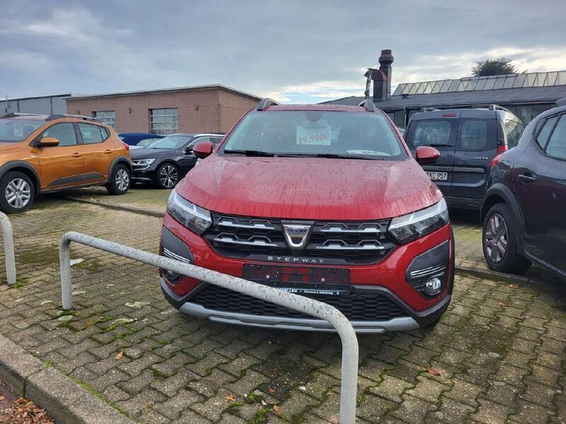 Kalaharirot Gebraucht 2022 Dacia Sandero Comfort Kleinwagen | 19.990 € (Teuer) - Bild 1/4