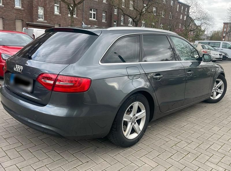 Gebraucht Audi A4 S-Line 143 PS (105 kW) 2012 Grau Kombi