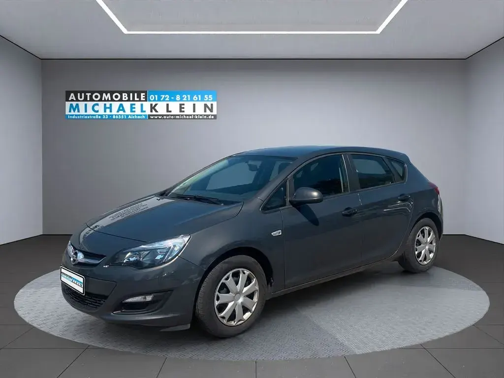 Gebraucht Opel Astra 116 PS (85 kW) 2015 Grau Limousine