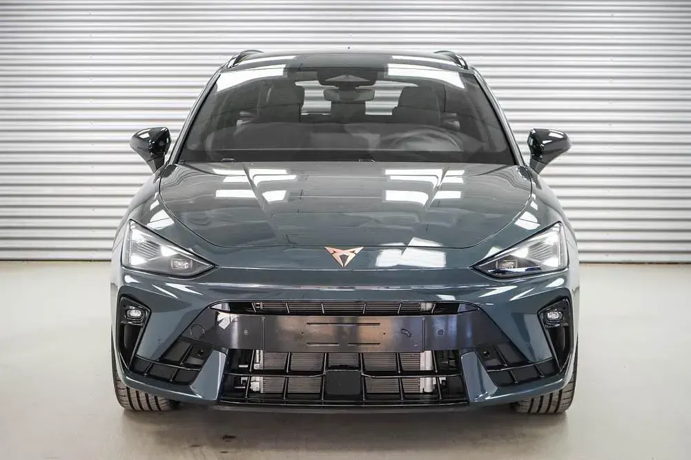 Neu Cupra Leon 204 PS (150 kW) 2026 Fjord blau uni (9k) Kombi