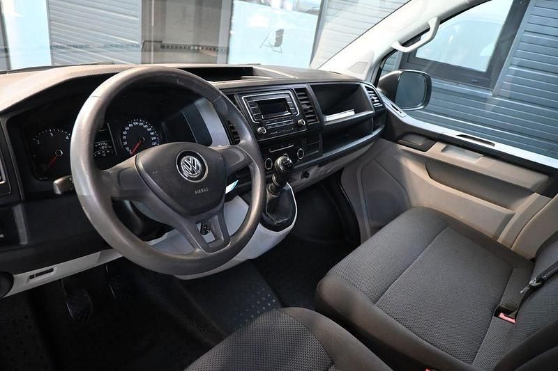 Gebraucht VW Transporter 102 PS (75 kW) 2018 Weiß Van