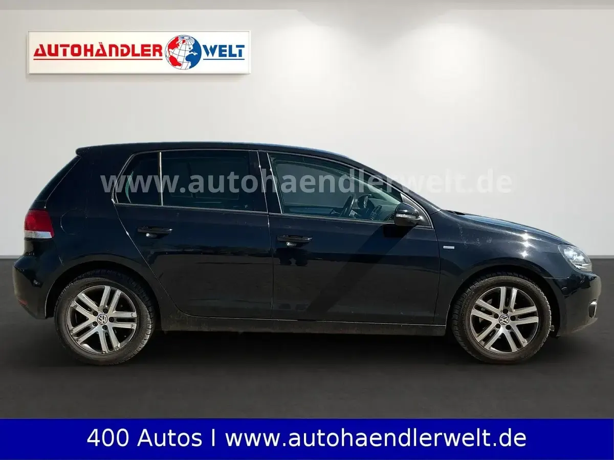 Używany VW Golf VII Match 86 KM (63 kW) 2012 Czarny Sedan/Limuzyna