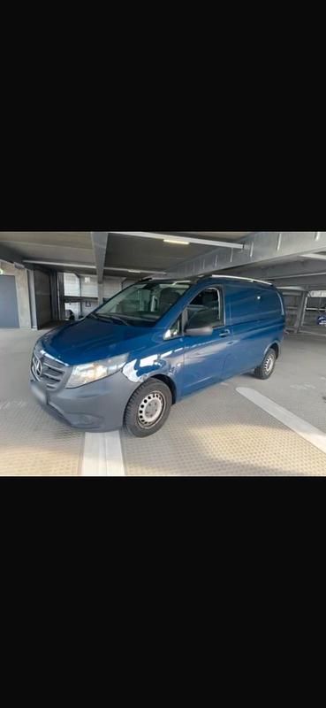 Gebraucht Mercedes Vito 136 PS (100 kW) 2015 Blau Van