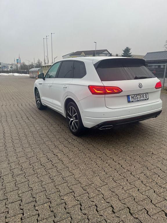 Gebraucht VW Touareg R-line 286 PS (210 kW) 2018 Weiß SUV