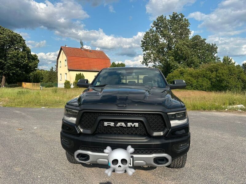 Gebraucht Dodge Ram 401 PS (294 kW) 2020 Schwarz Pickup