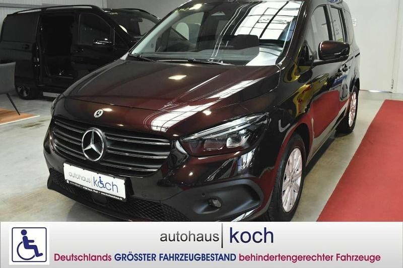 Rubellitrot mb 3660 Gebraucht 2023 Mercedes 180 Progressive Limousine | 47.980 € - Bild 1/4