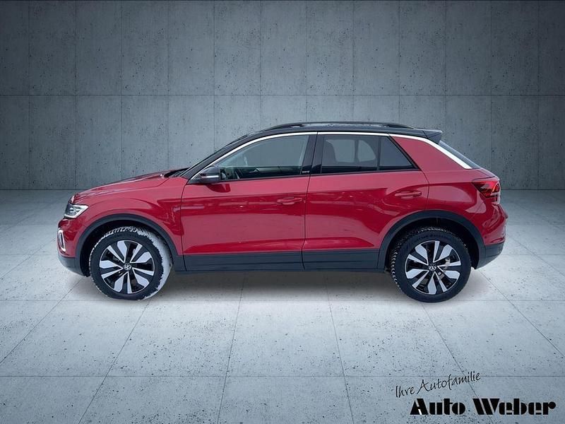 Gebraucht VW T-Roc Move 150 PS (110 kW) 2024 Rot SUV