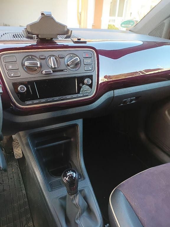 Gebraucht Seat Mii Cosmopolitan 60 PS (44 kW) 2017 Violet Kleinwagen