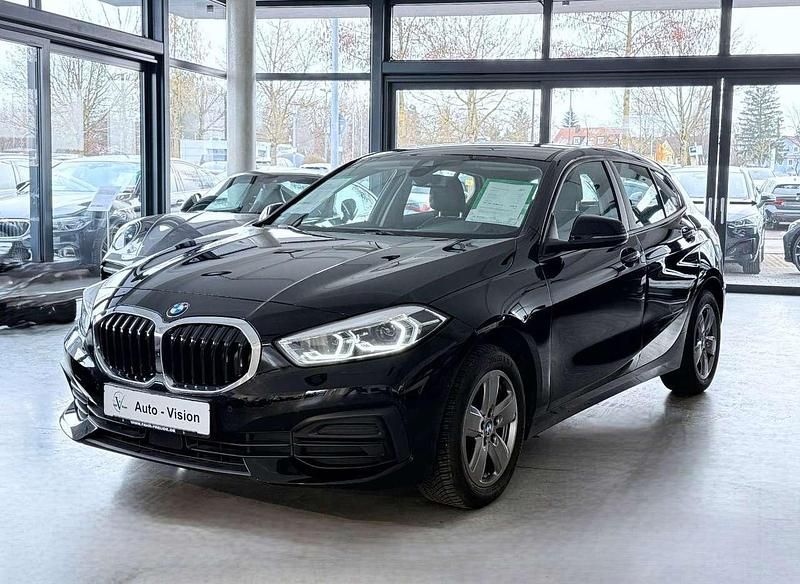 Gebraucht BMW 118 Advantage 136 PS (100 kW) 2022 Schwarz Kleinwagen