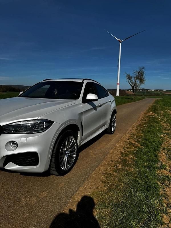 Gebraucht BMW X6 258 PS (189 kW) 2019 Weiß SUV