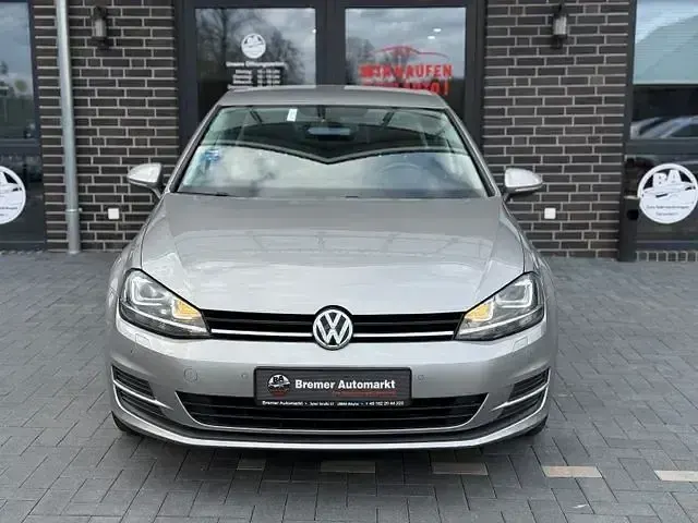 Gebraucht VW Golf VII Comfortline 125 PS (91 kW) 2016 Silber Kleinwagen