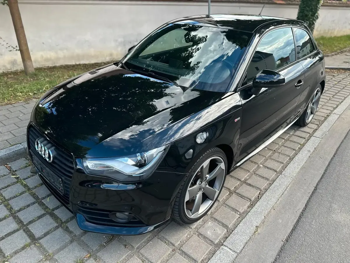 Gebraucht Audi A1 S-Line 122 PS (89 kW) 2012 Schwarz Kleinwagen