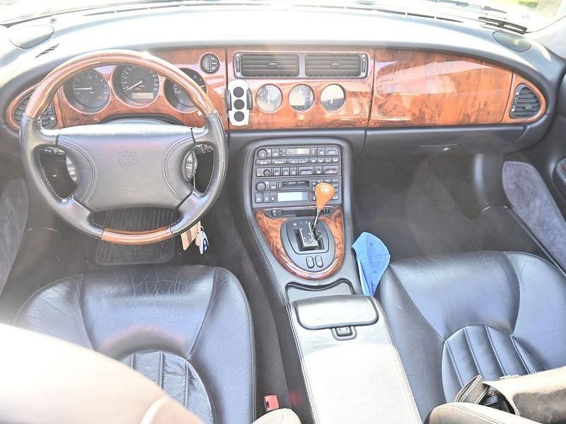 Gebraucht Jaguar XK8 284 PS (208 kW) 1998 Mattgraufoliert Cabrio
