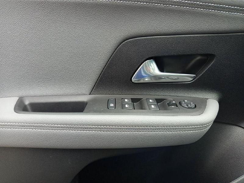 Gebraucht Opel Mokka-e Elegance 100 kW (136 PS) 2022 Perl blau/voltaik blau SUV