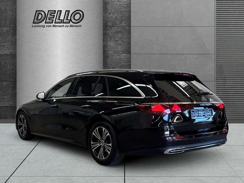 Gebraucht Mercedes E220 Avantgarde 197 PS (144 kW) 2024 Obsidianschwarz  metalliclack Kombi