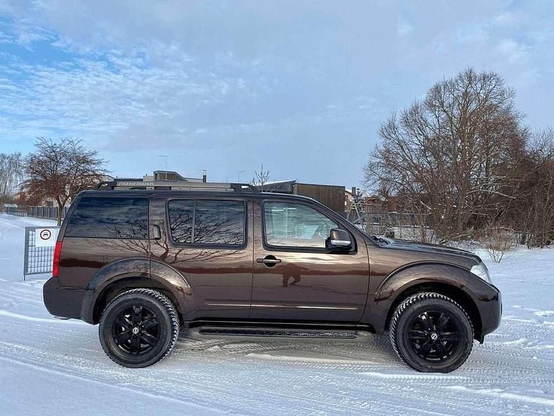 Gebraucht Nissan Pathfinder SE 190 PS (139 kW) 2011 Braun SUV