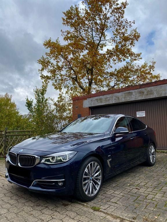 Gebraucht BMW 335 Gran Turismo Luxury Line 313 PS (230 kW) 2017 Blau Limousine