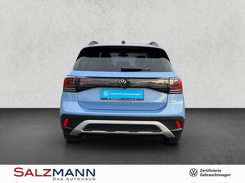 Gebraucht VW T-Cross 116 PS (85 kW) 2024 Blau SUV