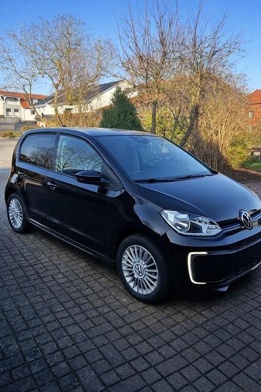 Gebraucht VW e-up! 61 kW (83 PS) 2023 Schwarz Kleinwagen