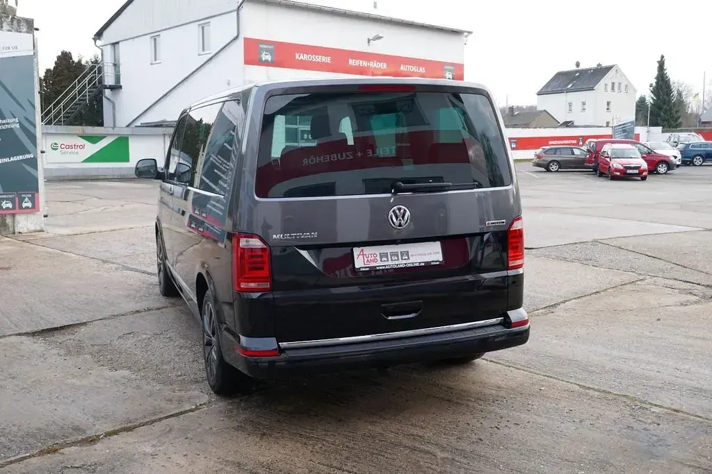 Używany VW T6 Generation Six 199 KM (146 kW) 2019 Szary Van
