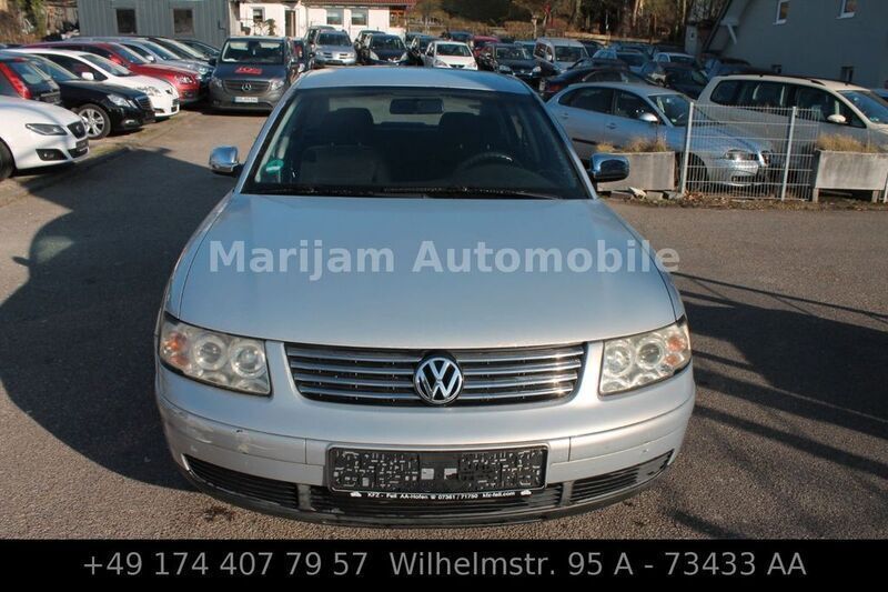 Silber Gebraucht 1998 VW Passat Limousine | 1.699 € (Etwas zu teuer) - Bild 1/4