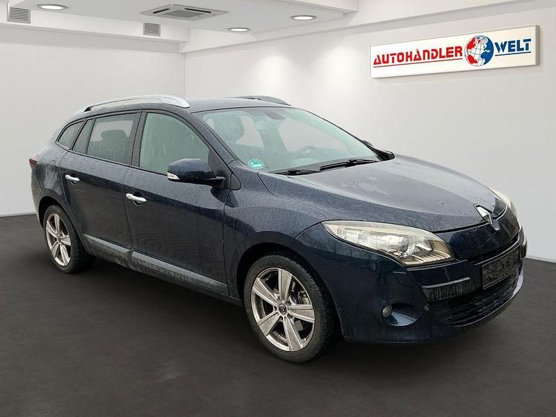 Gebraucht Renault Mégane III 179 PS (131 kW) 2009 Blau Limousine
