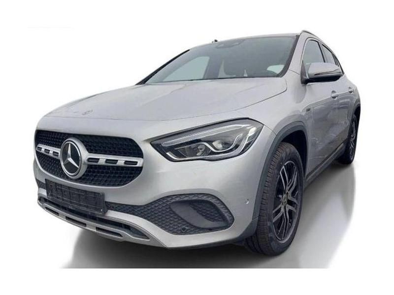 Silber Gebraucht 2020 Mercedes GLA250 SUV | 28.980 € (Guter Preis) - Bild 1/3